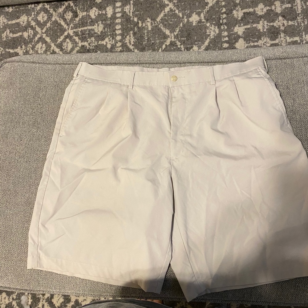 Golf shorts